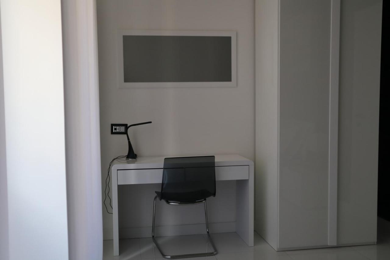 Rettifilo 201 Exclusive Rooms Nápoles Exterior foto